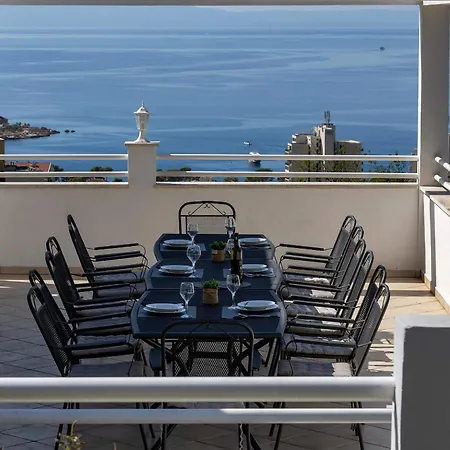 Grande Horizon Villa