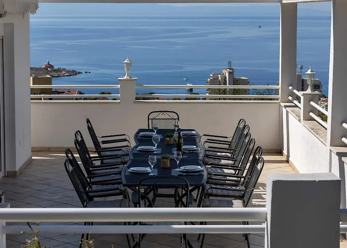 Grande Horizon Villa